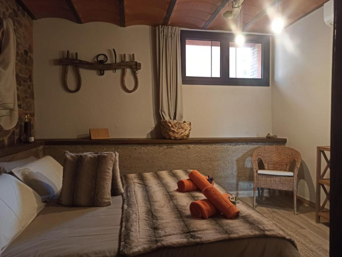 Mas Ferriols - Only Adults Pension Mollet de Perelada Buitenkant foto